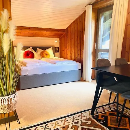 Goldspecht - Boho Lägenhet